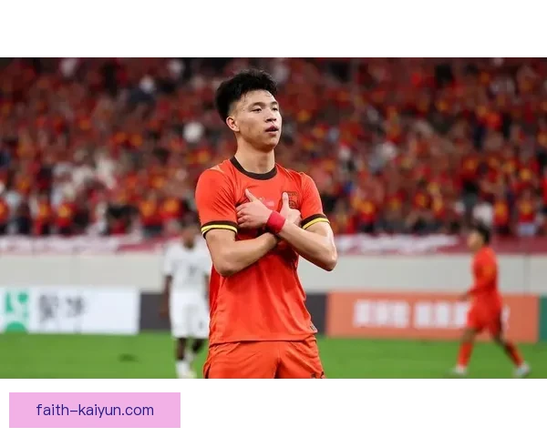 本赛季足球射手榜新星崛起,谁将最终摘得金靴,备受期待。 本赛季足球射手榜新星崛起,谁将最终摘得金靴,备受期待。